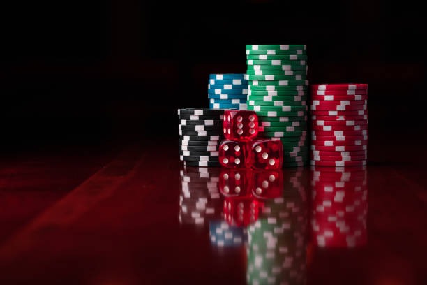 bosmuda app running on Android and iOS devices showing live casino and slot games